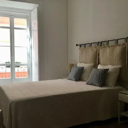 Apartment Building 24 Setubal